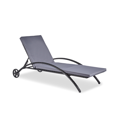 wuuhoo® I Polyratten Sonnenliege Sylta mit Räder I Gartenliege 5-fach höhenverstellbar I Strandliege mit Armlehne incl. Kissen I Metall pulverbeschichtet I Wetterfest für Innen und Außen